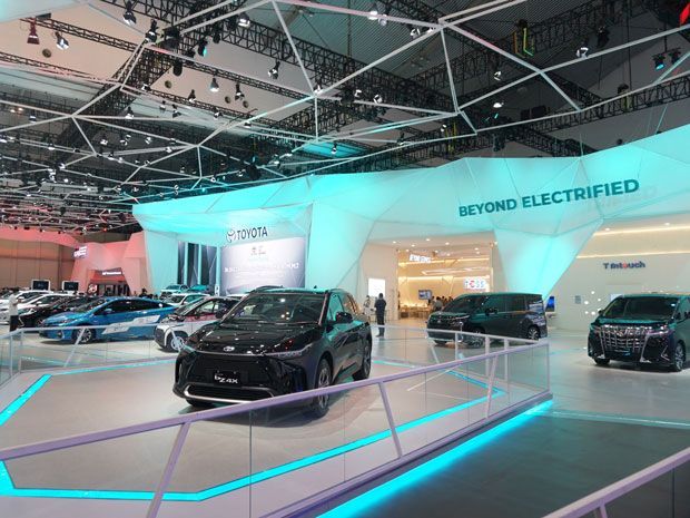 mobil listrik, mobil hybrid Toyota