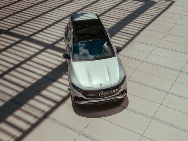 mobil listrik Mercedes-Benz