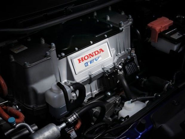 baterai mobil listrik Honda