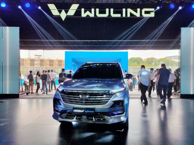 Wuling Almaz hybrid