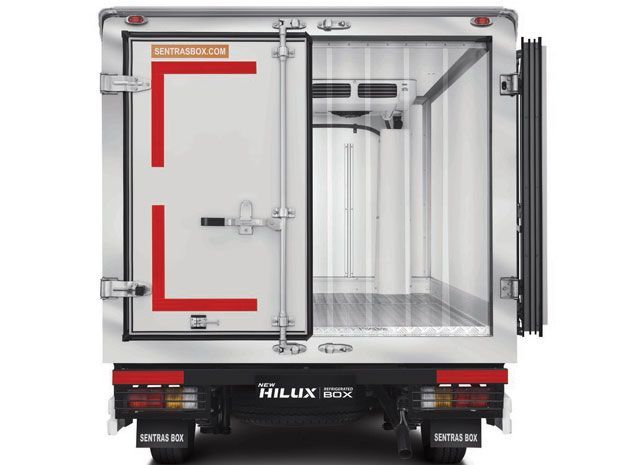 Toyota Hilux Dry Box