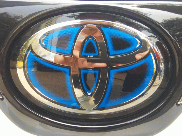 logo Toyota hybrid