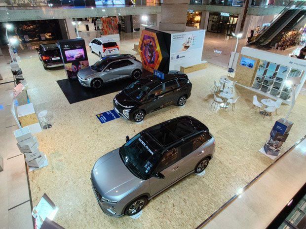pameran mobil Hyundai di mall Bali