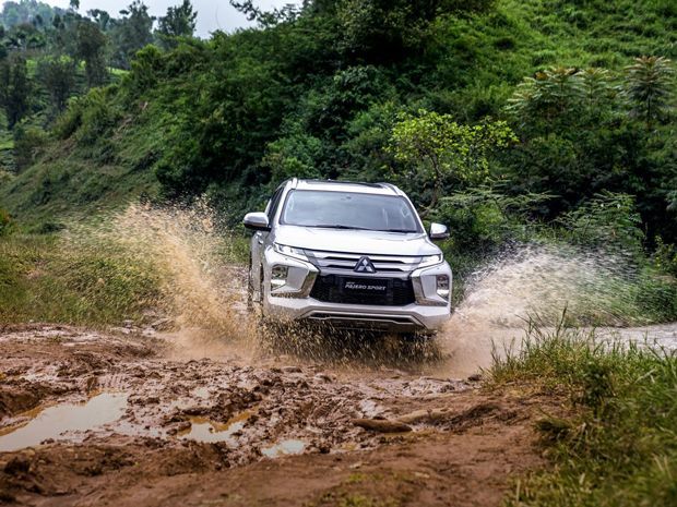 68360-mitsubishi-pajero-sport-2022-melahap-medan-offroad-3.jpg