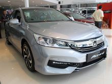 2017 Honda Accord 2.0 VTi-L (A) -- CASH REBATE RM 10,000 --