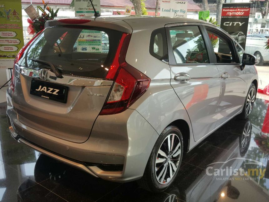 Honda Jazz 2018 V I-vtec 1.5 In Kuala Lumpur Automatic Hatchback Silver 