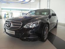 2016 - Mercedes-Benz E250 Edition E 2.0 (A) -- MUST VIEW --