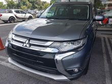 Japan Imported Mitsubishi Outlander 2.4 7 Seaters SUV