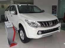 2017 Mitsubishi Triton 2.4 VGT Pickup Truck