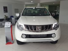 2017 Mitsubishi Triton 2.4 VGT Pickup Truck