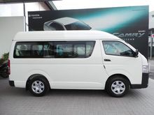 TOYOTA HIACE WINDOW VAN 2.7P NEW 2016