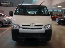2016 Toyota Hiace 2.5 Window Van (M)