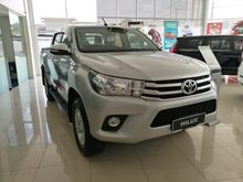 2017 Toyota Hilux 2.4 G Pickup Truck