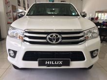 2017 Toyota Hilux 2.4 G Auto Full Spec with 7 Airbags