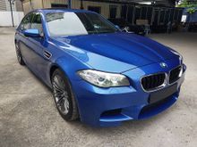 2014 BMW M5 V8