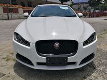 2014 Jaguar XF 2.0i Luxury Line