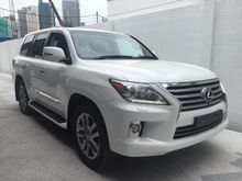 LEXUS LX 570 5.7(A)UNREG 2013