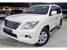 2012 Lexus LX570 5.7 SUV HARI RAYA PROMOTION*ROOF MONITOR* COOLER BOX* AIR MATIC * REVERSE CAMERA * SUNROOF* POWER BOOT * ELECTRIC SEATS WITH MEMORY *