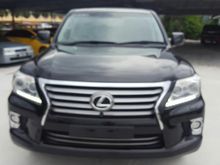 2014 LEXUS LX 570 5.7 V8 FACELIFT ** SUNROOF 8 ** MARK LEVINSON REAR TV AIR MATIC ** FULL SPEC ** AUGUST MASSIVE DISCOUNT **