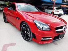 2014 Mercedes-Benz SLK200 1.8 HARI RAYA PROMOTION* AMG BODYKIT * MULTI FUNCTION STEERING * FULL LEATHER SEATS * ECO MODE * PADDLE SHIFT *