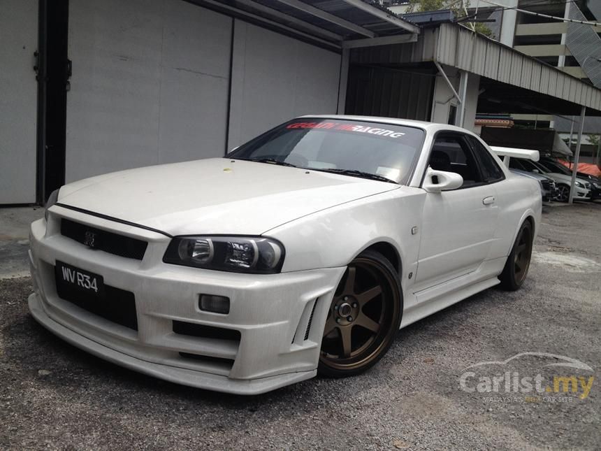 Nissan Skyline 02 在 State Auto自动挡white 于 价格 Carlist My