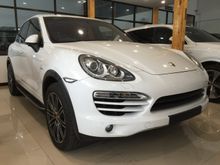 (550 N.M TORQUE)(ACT NOW)(SAVE BARGAIN)(GUARENTEED VALUE)2012 Porsche Cayenne 3.0 Diesel SUV