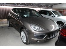 2010 Porsche Cayenne 4.8 S SUV (A)
