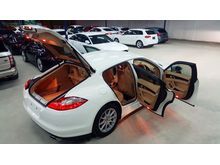 2011 PORSCHE PANAMERA 4 3.6 PETROLUK SPEC SELLING PRICE RM 358,000.00 WHILE COLOR