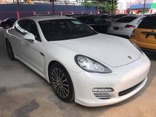 2011 Porsche Panamera 4 3.6