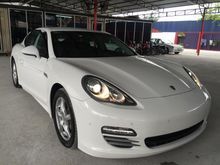 2011 Porsche Panamera 4 3.6