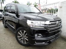 2015 Toyota Land Cruiser 4.7 NEW FACELIFT