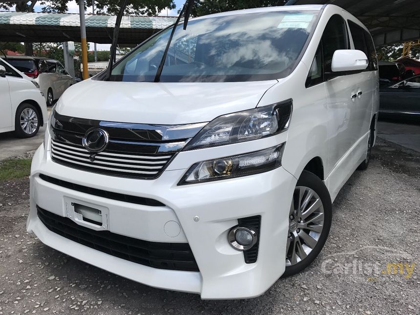 Toyota vellfire 2013