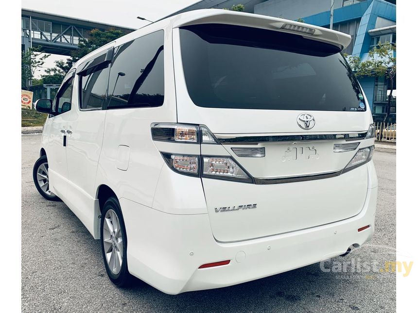 Toyota vellfire 2014