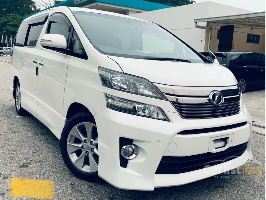 Toyota vellfire 2014