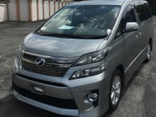 2013 Toyota Vellfire 2.4 Z MPV