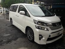 2014 Toyota Vellfire 2.4 golden eye 2
