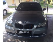 2005 BMW 320i 2.0 Sedan