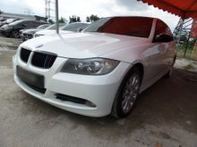 2007 BMW 320i 2.0 Sedan (A)