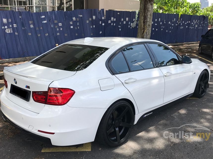 BMW 320i 2012 Sport Line 2.0 in Selangor Automatic Sedan 