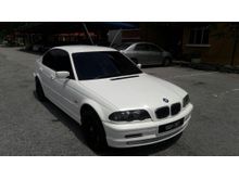 2001 BMW 325i 2.5 Sedan