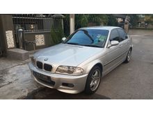 2001 BMW 325i 2.5 Sedan