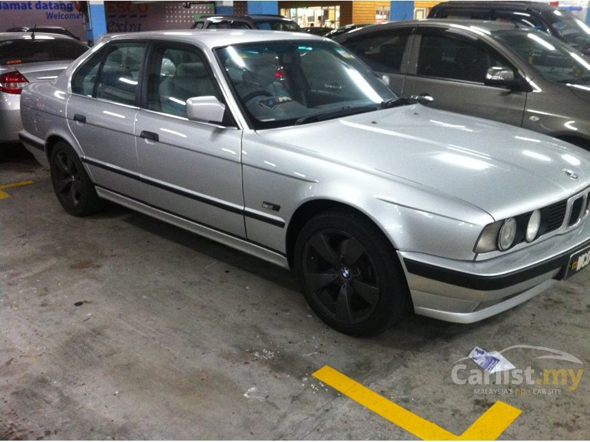 BMW 520i 1990 2.0 Manual Sedan Silver for RM 12,500 - 3795235 - Carlist.my