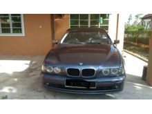 2002 BMW 525i 2.5 Sedan