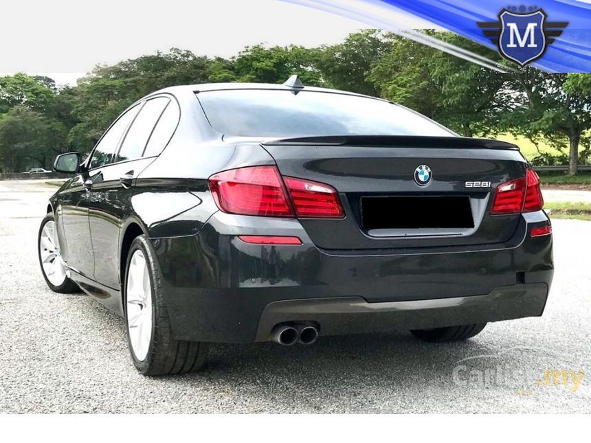 Бмв 528i 2011