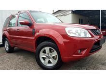 Ford Escape 2.3 XLT Facelift Sunroof Done 54,837 km with Ford Sime Darby Service Record Year Made 2011