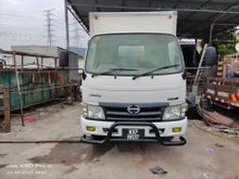2012 Hino WU302R 4.0 Lorry