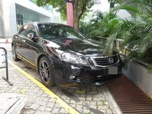 2009 Honda Accord 2.0 -- GREAT CAR --