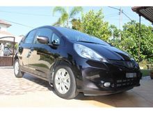 Dec 2013 Honda Jazz 1.5 i-VTEC Hatchback