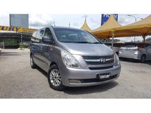 2012 Hyundai Starex 2.5 FULL LOAN
