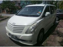 2011 Hyundai Grand Starex 2.5 Royale MPV (A)